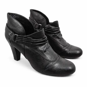 G by Guess black heeled ankle booties size 8